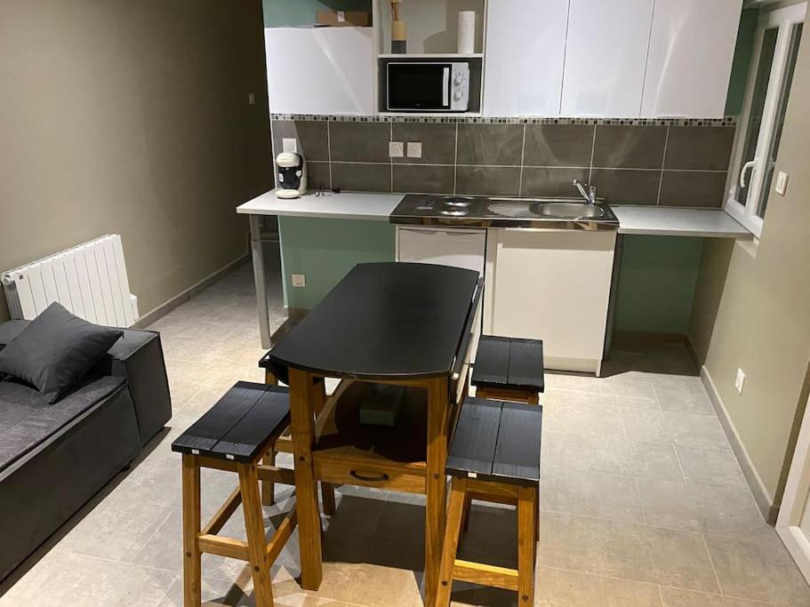 Appartement 8 - Hyper Centre - 1 A 6 Personnes Douai Ngoại thất bức ảnh